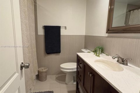 Condominio en venta en Pinecrest, Florida, 2 dormitorios, 83.61 m2 № 1893341 - foto 8
