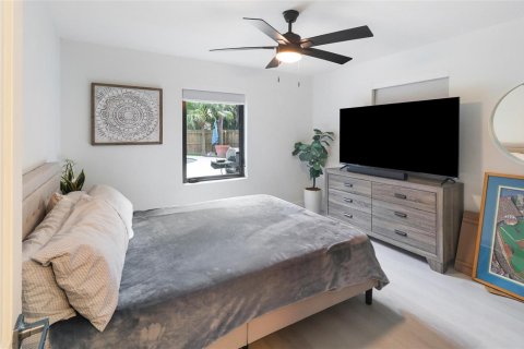 House in Fort Lauderdale, Florida 3 bedrooms, 138.42 sq.m. № 2402427 - photo 13