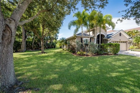 House in Bradenton, Florida 4 bedrooms, 187.01 sq.m. № 2396215 - photo 5