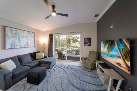 House in Bradenton, Florida 4 bedrooms, 187.01 sq.m. № 2396215 - photo 20