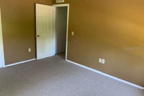 Propiedad comercial en venta en Gainesville, Florida, 151.24 m2 № 1150287 - foto 9
