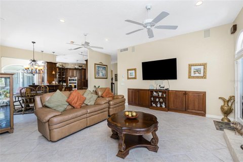 House in Port Charlotte, Florida 6 bedrooms, 529.08 sq.m. № 2094794 - photo 26