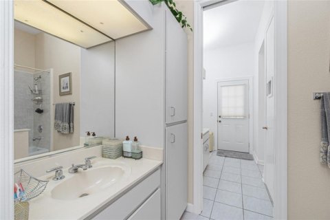 House in Port Charlotte, Florida 6 bedrooms, 529.08 sq.m. № 2094794 - photo 13