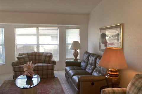 House in Punta Gorda, Florida 3 bedrooms, 214.42 sq.m. № 1563809 - photo 12