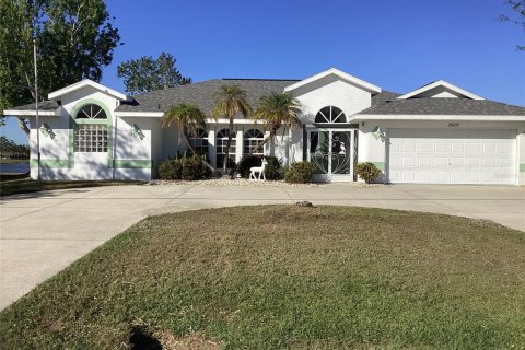 House in Punta Gorda, Florida 3 bedrooms, 214.42 sq.m. № 1563809 - photo 1