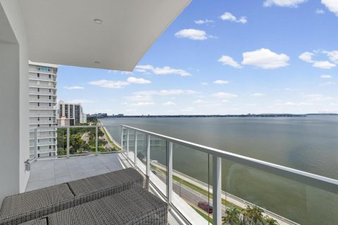 Condominio en venta en Tampa, Florida, 3 dormitorios, 361.02 m2 № 2310334 - foto 16