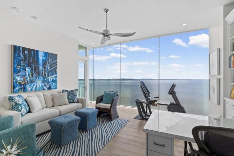 Condominio en venta en Tampa, Florida, 3 dormitorios, 361.02 m2 № 2310334 - foto 13