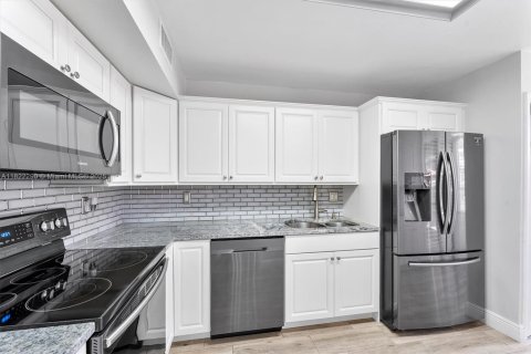 Condo in Boca Raton, Florida, 3 bedrooms  № 1787284 - photo 5