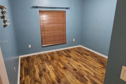 Купить виллу или дом в Лодерхилл, Флорида 5 комнат, 166.85м2, № 2043625 - фото 6