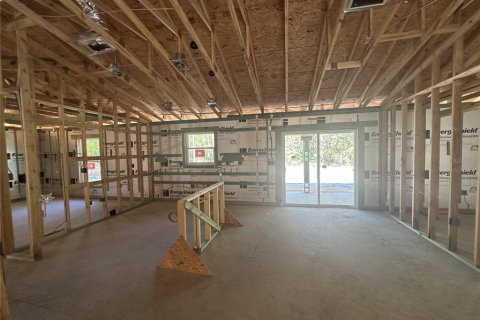 House in Crystal River, Florida 3 bedrooms, 134.99 sq.m. № 1733479 - photo 19