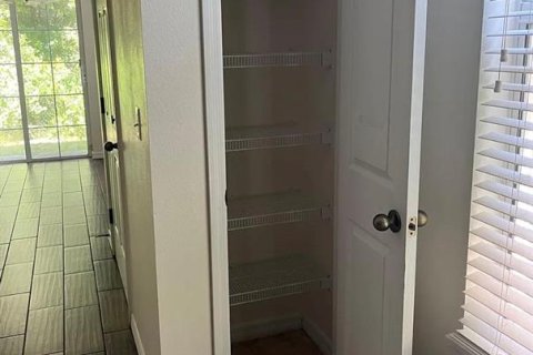 Townhouse in Riverview, Florida 3 bedrooms, 147.71 sq.m. № 1807277 - photo 12