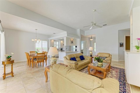House in Sarasota, Florida 3 bedrooms, 186.55 sq.m. № 1827657 - photo 15