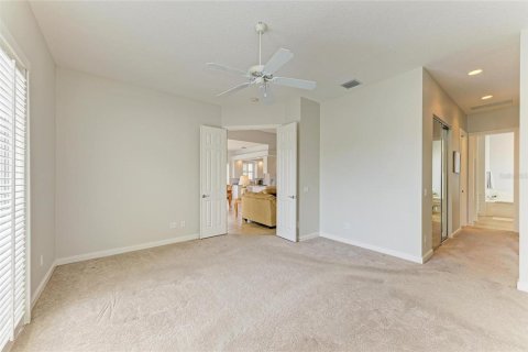 House in Sarasota, Florida 3 bedrooms, 186.55 sq.m. № 1827657 - photo 24