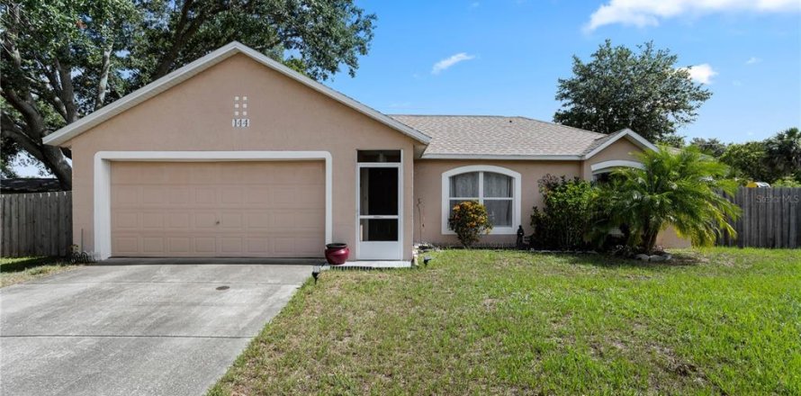 Casa en Deltona, Florida 3 dormitorios, 133.78 m2 № 1808933
