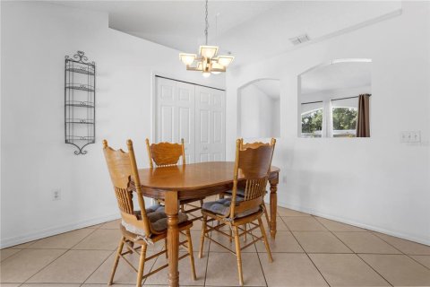 Casa en venta en Deltona, Florida, 3 dormitorios, 133.78 m2 № 1808933 - foto 18