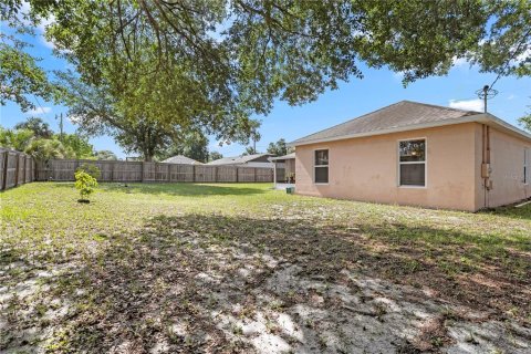Casa en venta en Deltona, Florida, 3 dormitorios, 133.78 m2 № 1808933 - foto 28