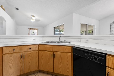 Casa en venta en Deltona, Florida, 3 dormitorios, 133.78 m2 № 1808933 - foto 19
