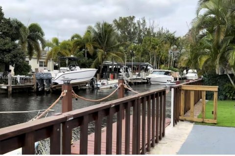 Villa ou maison à louer à Dania Beach, Floride: 4 chambres, 159.61 m2 № 1953116 - photo 26