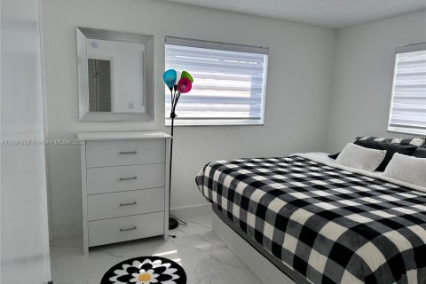 Villa ou maison à louer à Dania Beach, Floride: 4 chambres, 159.61 m2 № 1953116 - photo 11
