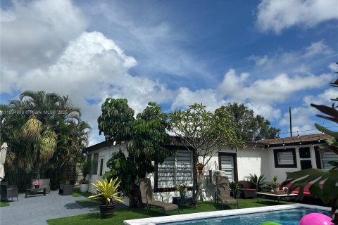 Villa ou maison à louer à Dania Beach, Floride: 4 chambres, 159.61 m2 № 1953116 - photo 22