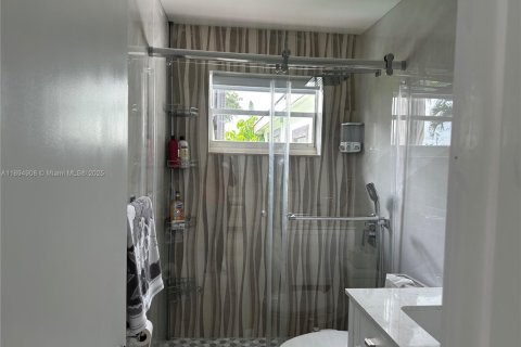 Villa ou maison à louer à Dania Beach, Floride: 4 chambres, 159.61 m2 № 1953116 - photo 15