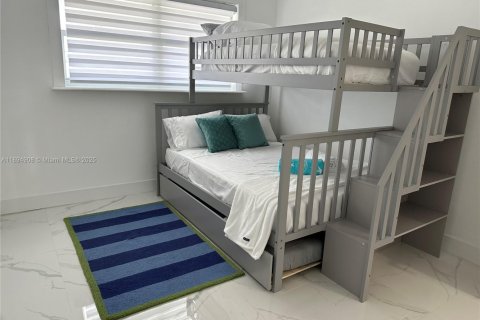 Villa ou maison à louer à Dania Beach, Floride: 4 chambres, 159.61 m2 № 1953116 - photo 12