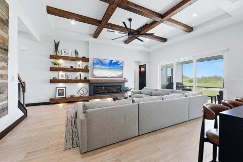 House in Bradenton, Florida 4 bedrooms, 345.32 sq.m. № 2314499 - photo 12