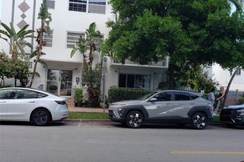 Copropriété à louer à Miami Beach, Floride: 1 chambre, 54.81 m2 № 2191269 - photo 18