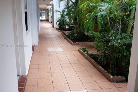 Copropriété à louer à Miami Beach, Floride: 1 chambre, 54.81 m2 № 2191269 - photo 3