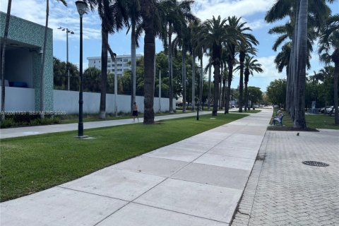 Copropriété à louer à Miami Beach, Floride: 1 chambre, 54.81 m2 № 2191269 - photo 22