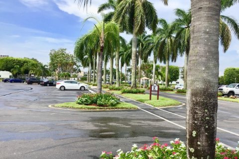 Condominio en alquiler en Boca Raton, Florida, 1 dormitorio, 68.56 m2 № 1145917 - foto 1