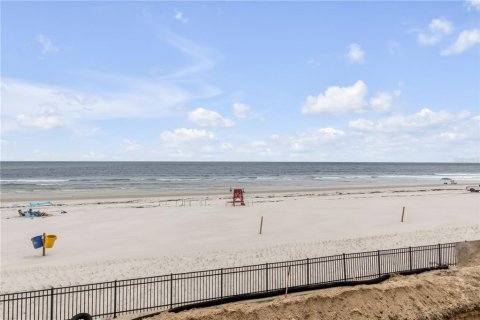 Condominio en venta en New Smyrna Beach, Florida, 4 dormitorios, 190.45 m2 № 2134221 - foto 24