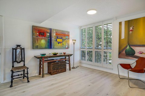 Condominio en venta en Palm Beach Gardens, Florida, 2 dormitorios, 140.38 m2 № 2012822 - foto 12