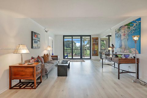 Condominio en venta en Palm Beach Gardens, Florida, 2 dormitorios, 140.38 m2 № 2012822 - foto 3