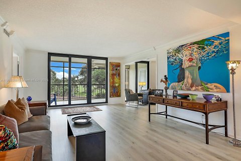 Condominio en venta en Palm Beach Gardens, Florida, 2 dormitorios, 140.38 m2 № 2012822 - foto 4