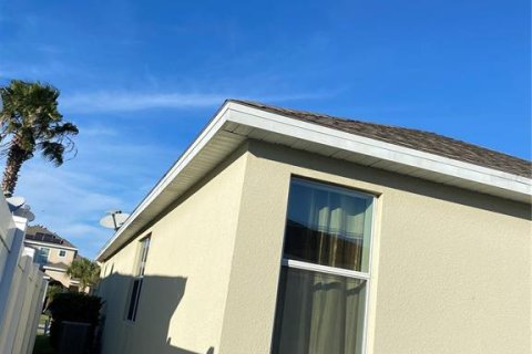 Casa en venta en Kissimmee, Florida, 4 dormitorios, 165.74 m2 № 2106224 - foto 3