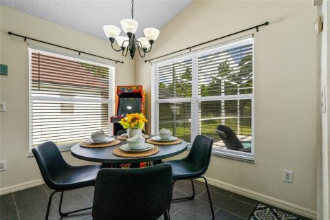 Villa ou maison à vendre à Kissimmee, Floride: 4 chambres, 163.51 m2 № 2299419 - photo 9