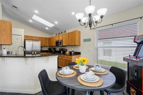 Villa ou maison à vendre à Kissimmee, Floride: 4 chambres, 163.51 m2 № 2299419 - photo 18