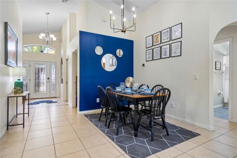 Villa ou maison à vendre à Kissimmee, Floride: 4 chambres, 163.51 m2 № 2299419 - photo 6