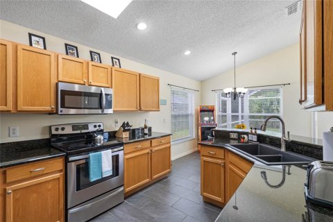 Villa ou maison à vendre à Kissimmee, Floride: 4 chambres, 163.51 m2 № 2299419 - photo 22