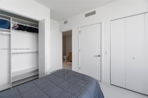 Купить кондоминиум в Майами, Флорида 2 спальни, 87.7м2, № 1984952 - фото 18