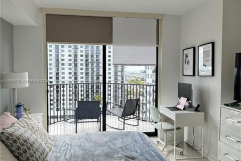 Condo in Doral, Florida, 2 bedrooms  № 2041461 - photo 7