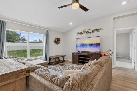 Casa en venta en Seffner, Florida, 4 dormitorios, 158.03 m2 № 2231874 - foto 8