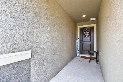 Casa en venta en Seffner, Florida, 4 dormitorios, 158.03 m2 № 2231874 - foto 3