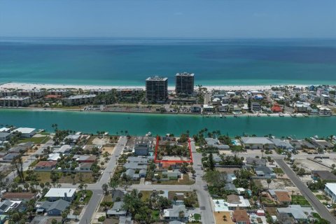 Casa en venta en Saint Pete Beach, Florida, 4 dormitorios, 271 m2 № 2195088 - foto 9