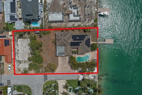 Casa en venta en Saint Pete Beach, Florida, 4 dormitorios, 271 m2 № 2195088 - foto 11