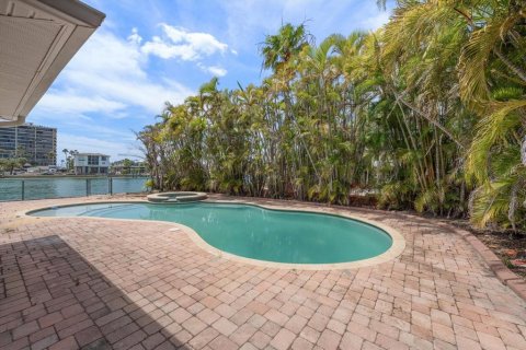 Casa en venta en Saint Pete Beach, Florida, 4 dormitorios, 271 m2 № 2195088 - foto 18