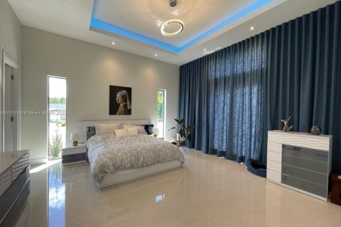 House in Fort Lauderdale, Florida 4 bedrooms, 205.69 sq.m. № 1776226 - photo 15