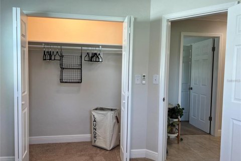 Casa en alquiler en Saint Petersburg, Florida, 2 dormitorios, 85.47 m2 № 2218778 - foto 12