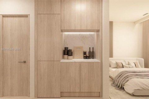 Condo in Miami Beach, Florida, 1 bedroom  № 2025888 - photo 21